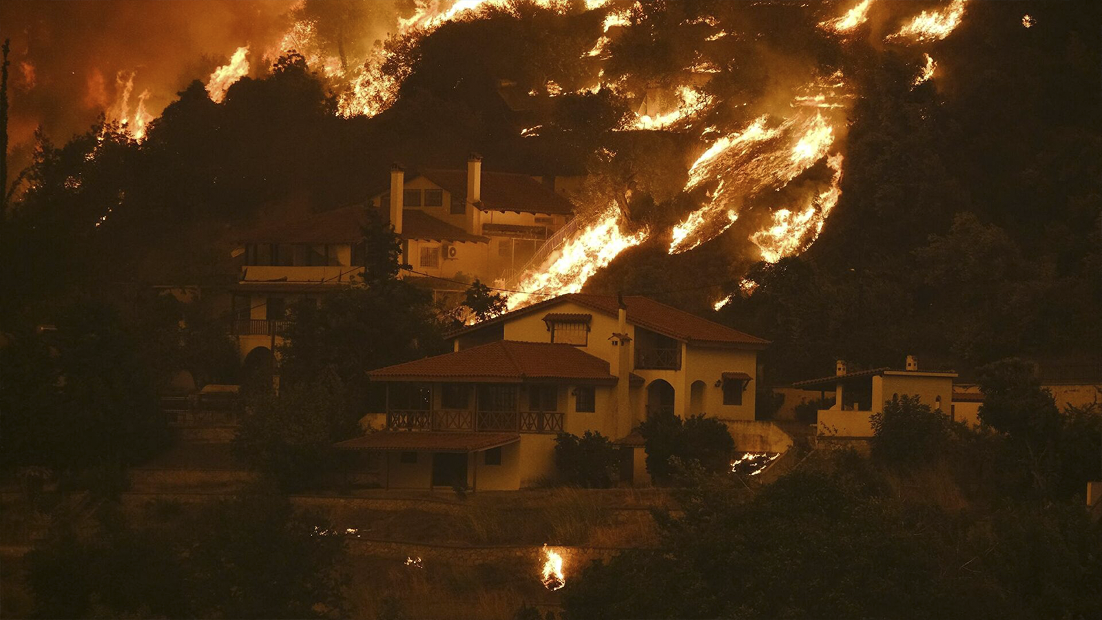 ΕΑΕΕ: Τι προβλέπει ο Κανονισμός πυροπροστασίας ακινήτων