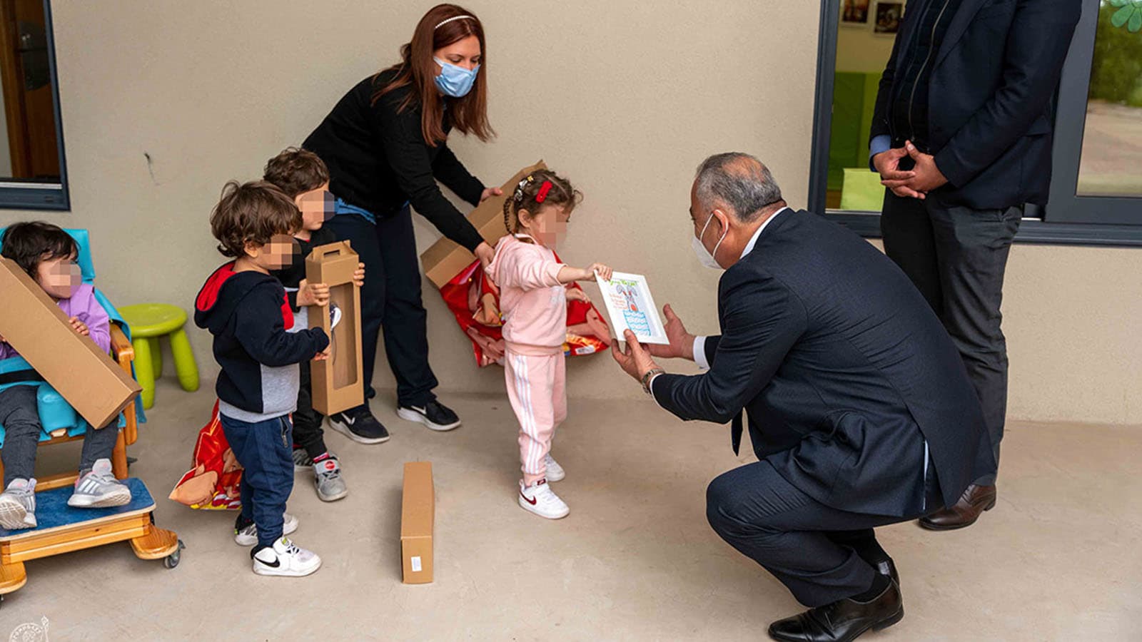 Ε.Ε.Α.: Προσφορά αγάπης εν όψει Πάσχα