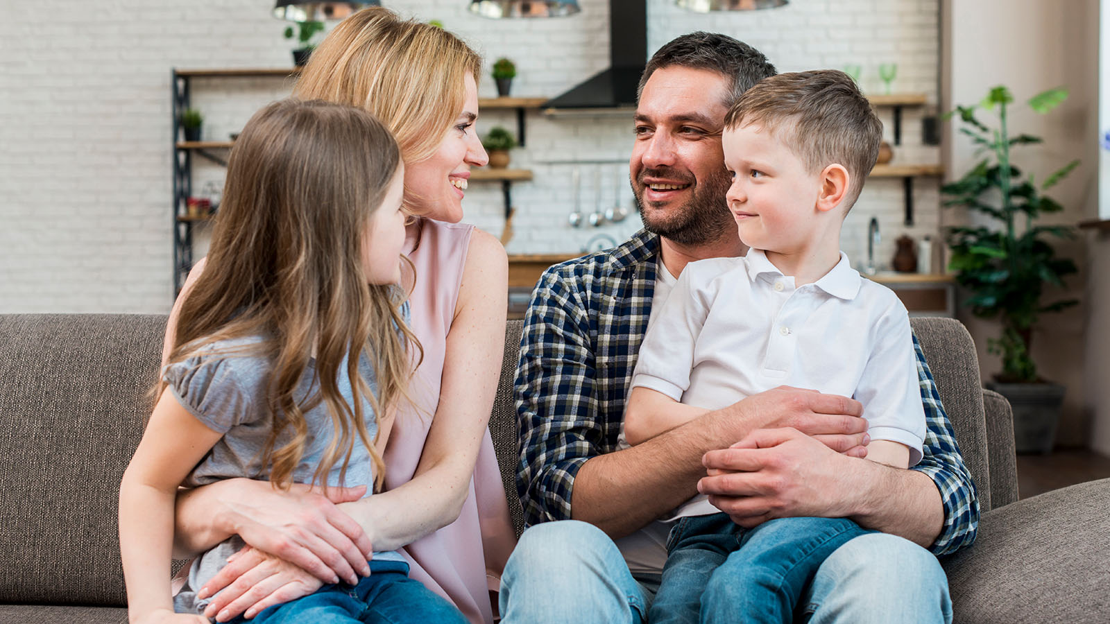 «CARE 4U & CARE 4FAMILY»: Τα σημεία υπεροχής των Προγραμμάτων Υγείας της Interasco