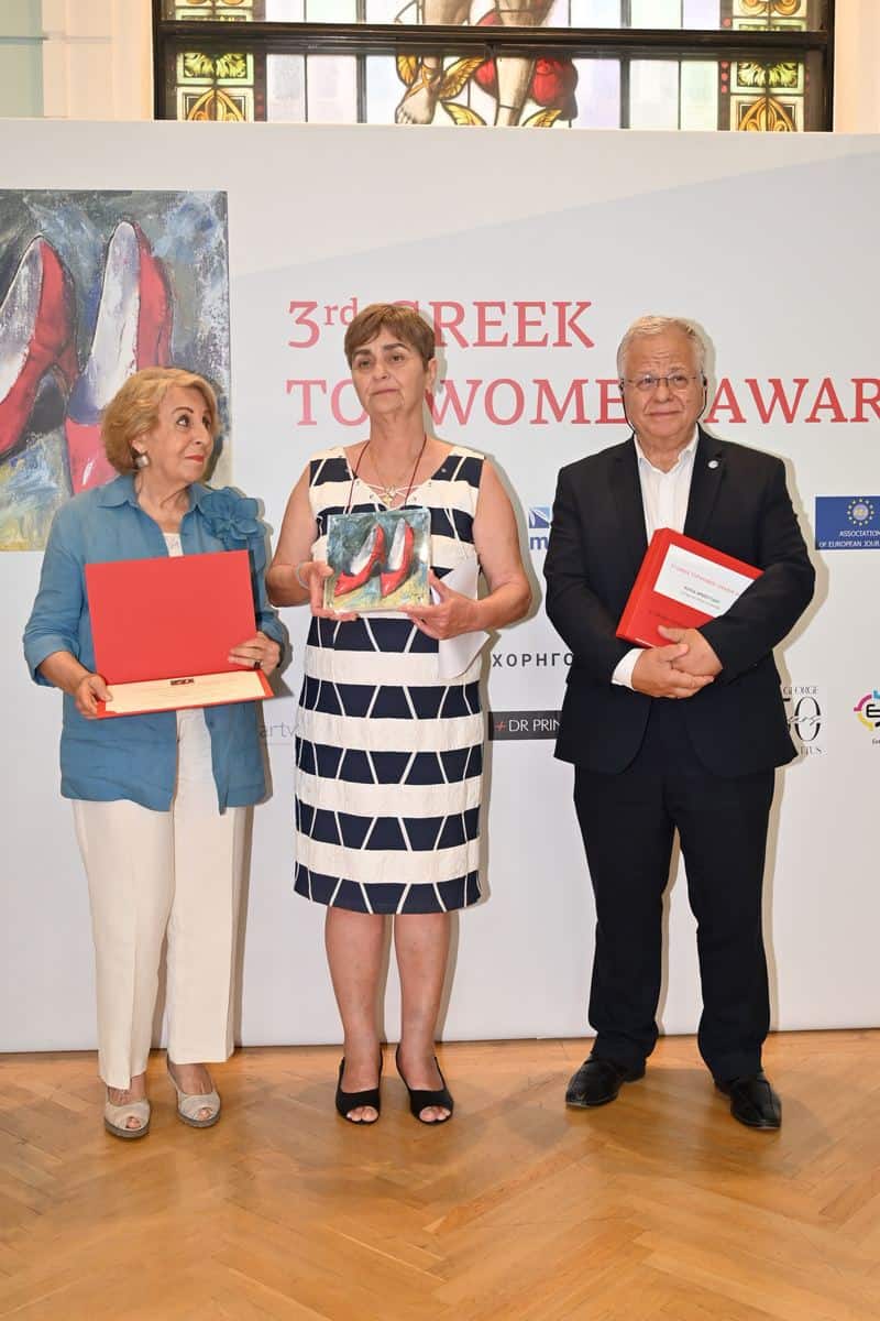 Η κα Ελισάβετ Νίκα της Covariance τιμήθηκε στα 3rd Greek Top Women Awards