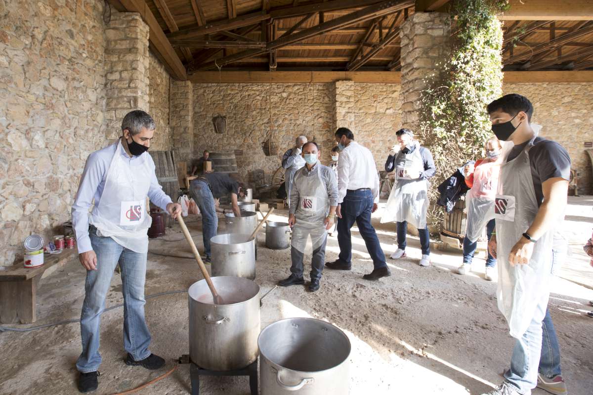 2.021 μερίδες φαγητού από τον Σ.Ε.Σ.Α.Ε. για την Ημέρα Ιδιωτικής Ασφάλισης