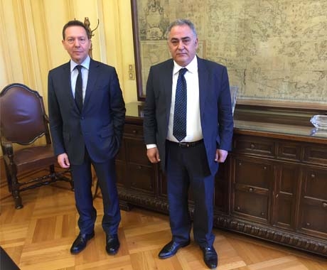 Σύμπτωση απόψεων Στουρνάρα - Χατζηθεοδοσίου