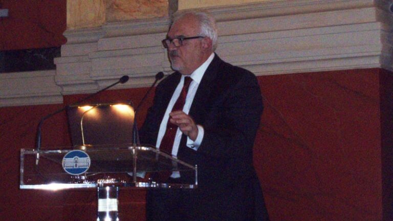 Ενημέρωση των καταναλωτών για τα ασφαλιστικά προϊόντα επενδυτικού χαρακτήρα