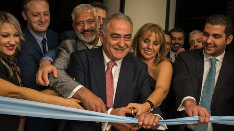 Τα καινούρια γραφεία σηματοδοτούν τη νέα εποχή της Mega Brokers