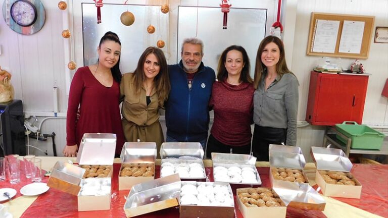 Οι εργαζόμενοι της Μινέττα δίπλα σε παιδιά που έχουν ανάγκη