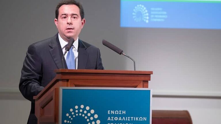 Εκτός Υπουργείου Εργασίας ο Νότης Μηταράκης