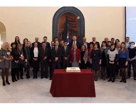 Η Διεύθυνση του Σπύρου Ντακόλια της ΑΧΑ βράβευσε τους συνεργάτες της