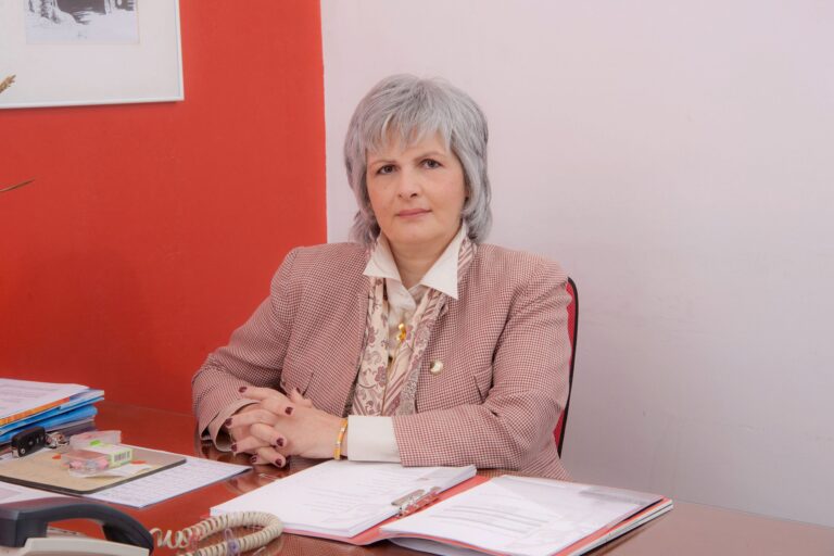 Πόπη Γιαμπίλη Διευθύντρια ΔΙΟΝ Ο.Ε.: «Χτίζουμε την οντότητά μας στις ασφάλειες, με τη στήριξη ενός υγιούς & φερέγγυου ομίλου»