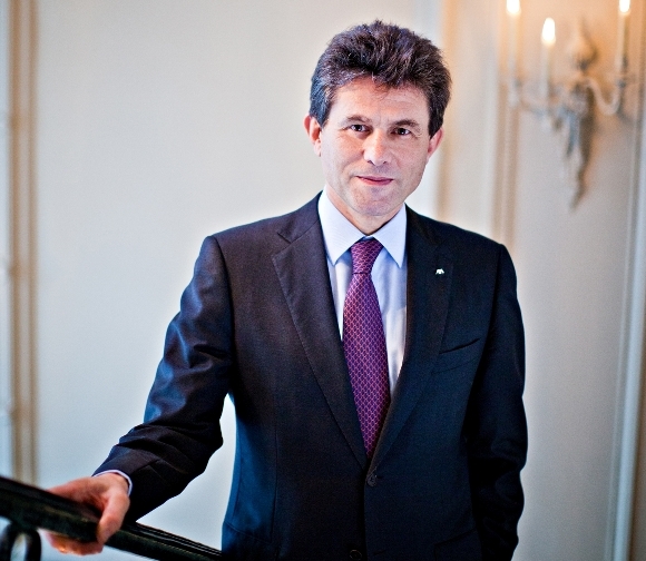 O κ. Henri de Castries για το μέλλον που έρχεται