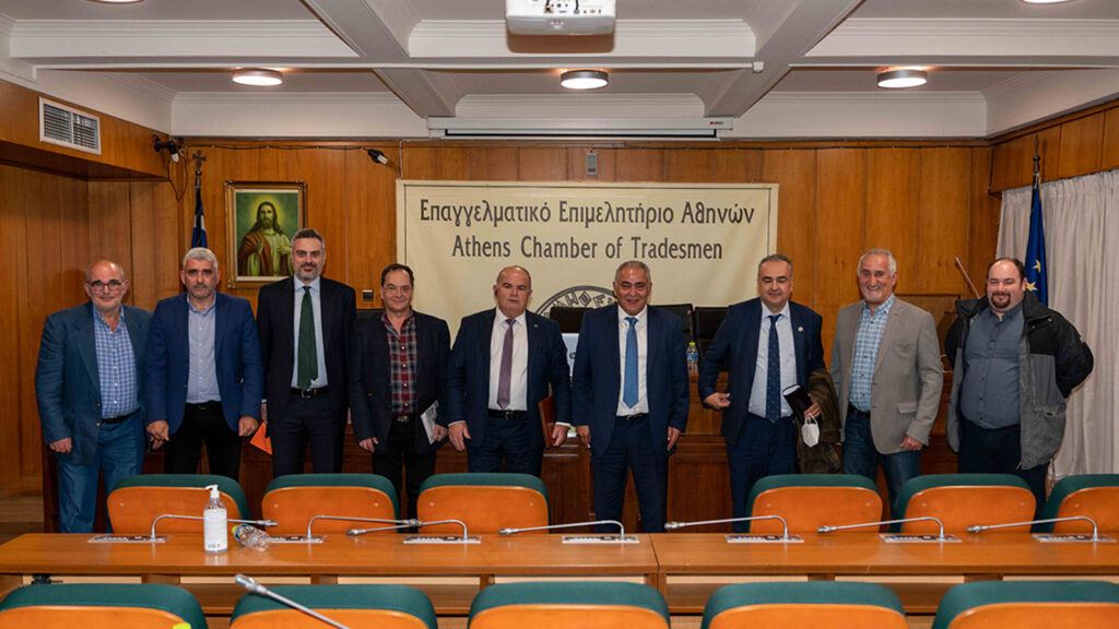 Ε.Ε.Α.: Εξετάζονται ομαδικές αγωγές από επιχειρήσεις και επαγγελματίες για τη ρήτρα αναπροσαρμογής
