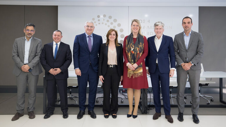 Η Petra Hielkema, Πρόεδρος της EIOPA, στην ΕΑΕΕ