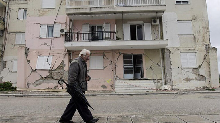 Ευτυχώς, οι ασφαλιστικές δεν λειτουργούν όπως το κράτος!