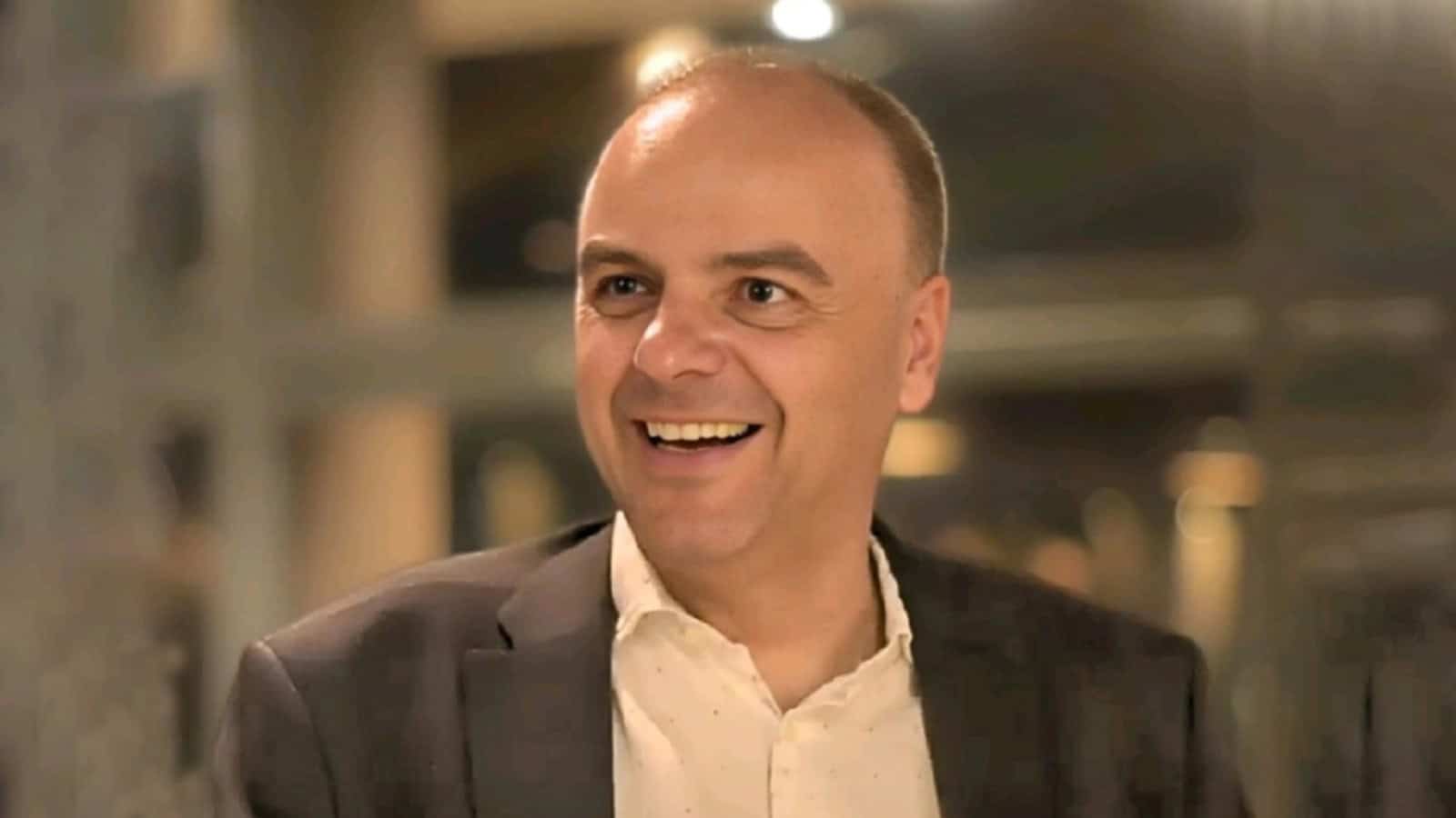 Cover Insurance: Διευθυντής Ανάπτυξης Δικτύου ο κ. Γιώργος Καραγιαννάκης Cover Insurance: Διευθυντής Ανάπτυξης Δικτύου ο κ. Γιώργος Καραγιαννάκης