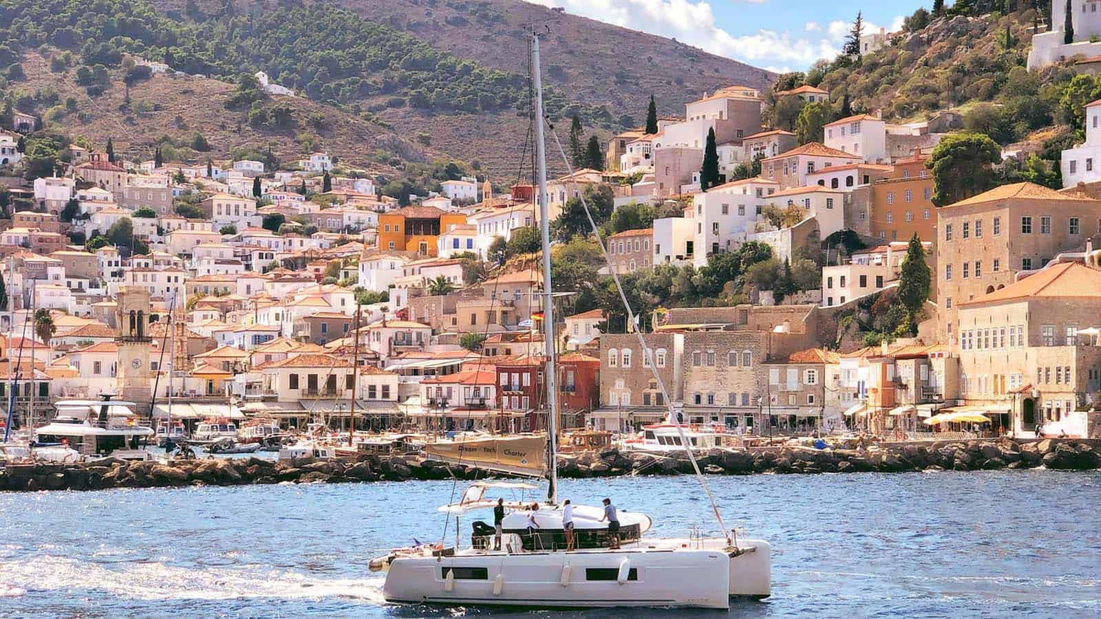 Καθαρά μηνύματα από την Ύδρα (Editorial, Ιούνιος 2025)