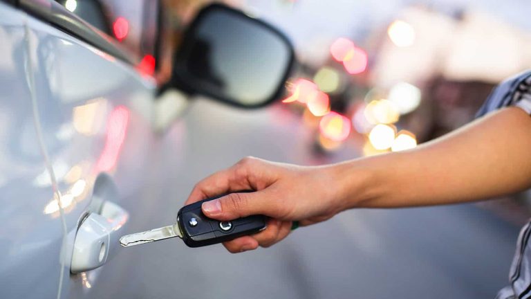 ΕΑΕΕ: Ασφαλίσεις αυτοκινήτων – Πρώτη εκτίμηση δεικτών έτους 2024