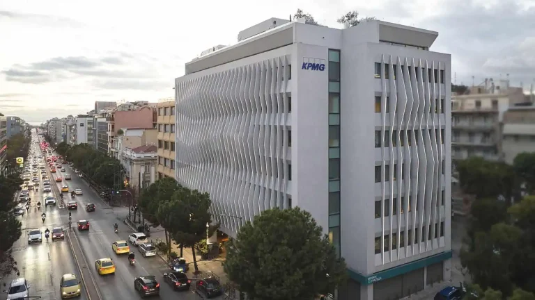 Έρευνα KPMG: Μετασχηματισμός του ασφαλιστικού κλάδου μέσω ΤΝ