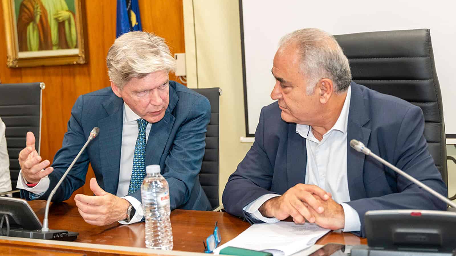 Θεσμική συνάντηση για την Υγεία με "σφραγίδα" Χατζηθεοδοσίου Θεσμική συνάντηση για την Υγεία με "σφραγίδα" Χατζηθεοδοσίου